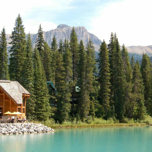5 Unique Canadian Rockies Vacation Packages